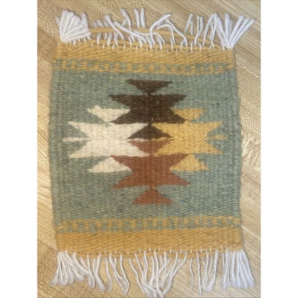 Set Of 4 Vintage NATIVE AMERICAN Handcrafted WOOL Woven COASTERS Southwestern - Picture 5 of 7